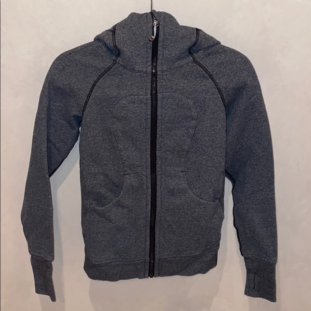 NWOT Grey Lululemon Jacket (2)